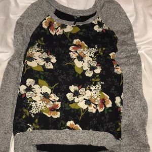 LONG SLEEVE FLORAL AND GREY BLOUSE